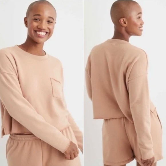 Brand New Women's Aerie Cropped Peach Crew Neck Sweater Size Small - Picture 2 of 2